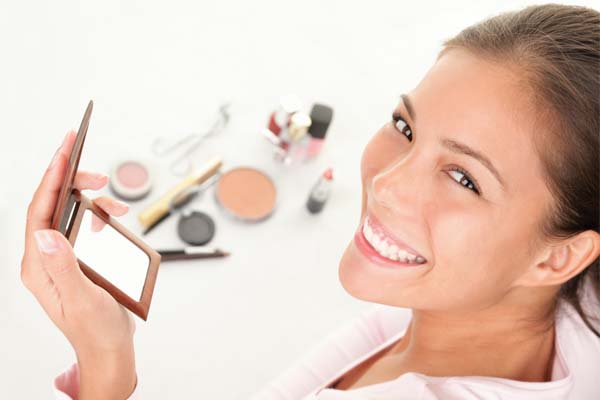 Enhance Your Skin Tone with Mineral Makeup, Girl Images, Pictures, Photos