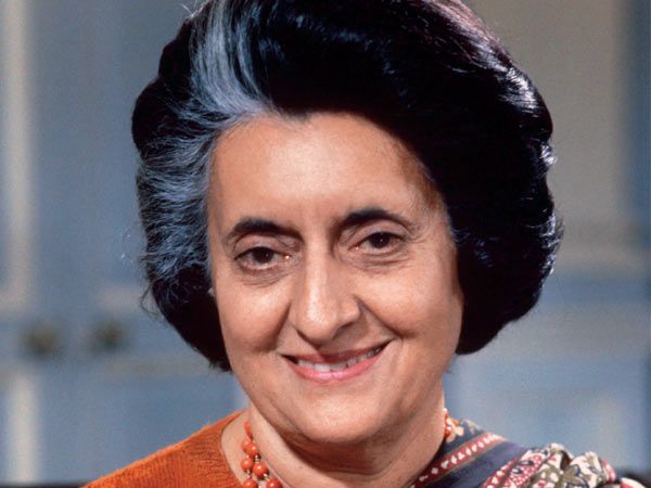 Indira Gandhi Smile Face pictures