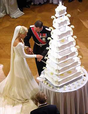 Crown Prince Haakon and Mette-Marit Wedding Cake