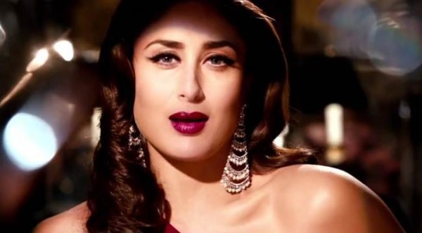 Sexy Kareena Kapoor in Talaash HD Wallpapers