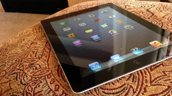 Free Apple's iPad 4 Images