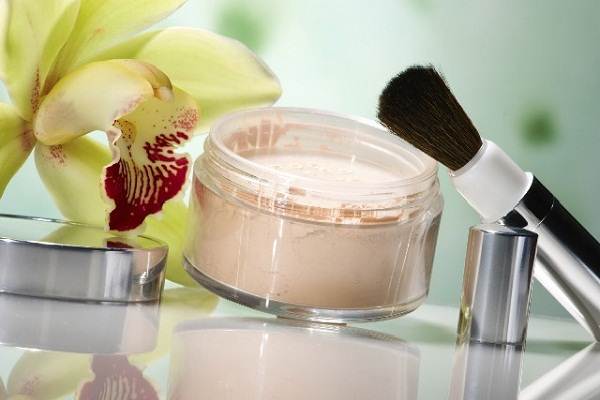 Is Mineral Makeup Safe for all Skin Types