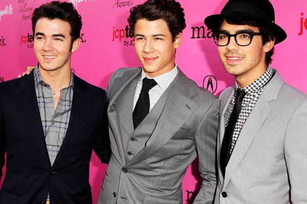 Jonas Brothers hd wallpapers, pictures, images, photos