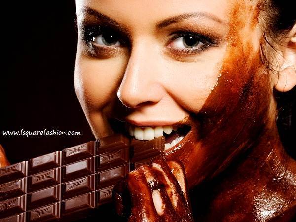 Girl Chocolate Day 2014 HD Wallpapers