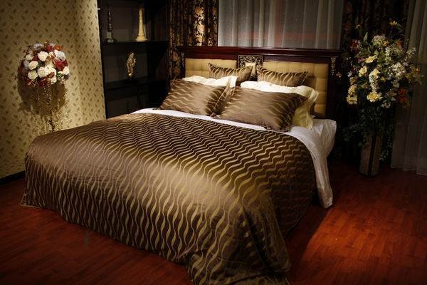 Luxury Bedding Comforter