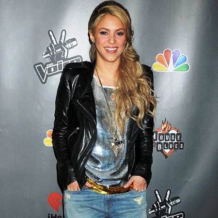 Shakira in Sequin Top_Leather Jackets_Jeans