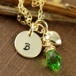 What Are The Benefits of Buying Personalized Gold Necklaces