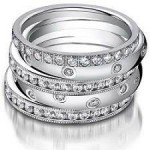 Make a definitive fashion statement with gorgeous diamond rings