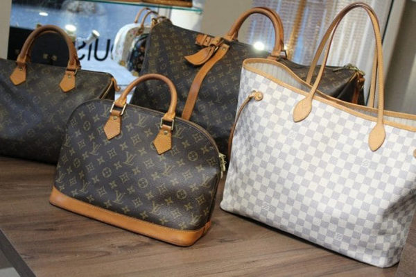 How To KNOW IF A LOUIS VUITTON HANDBAG IS AUTHENTIC + The Most Famous ...