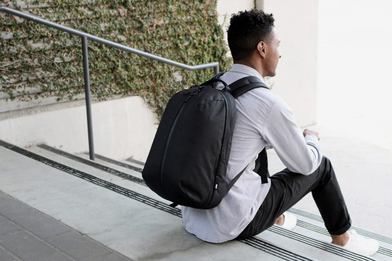 Upgrade your style with unique men’s college bags - #1 Fashion Blog ...